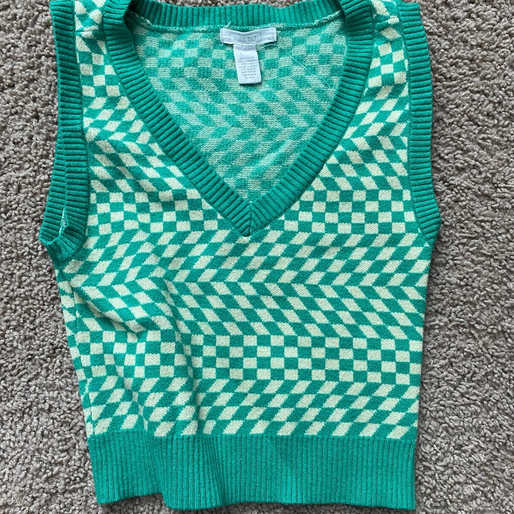 Green Checkered Sweater Vest. Cropped Tillys. XS.